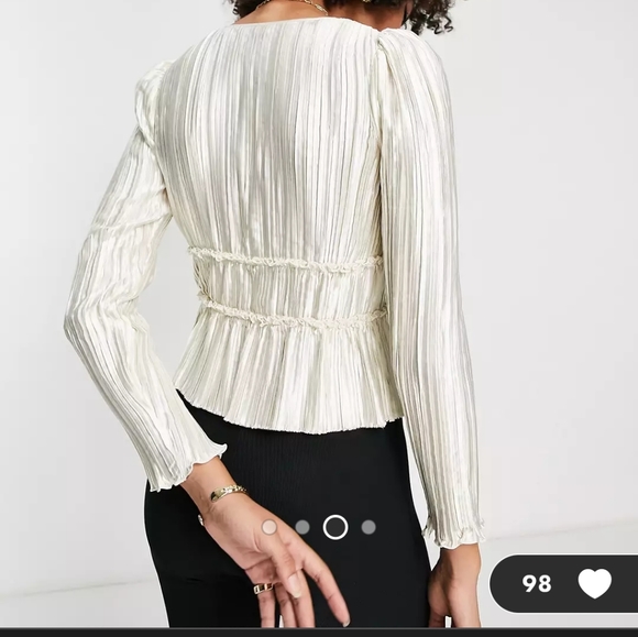 & other stories please wrap top in shiny off white, US 4 - Picture 5 of 6